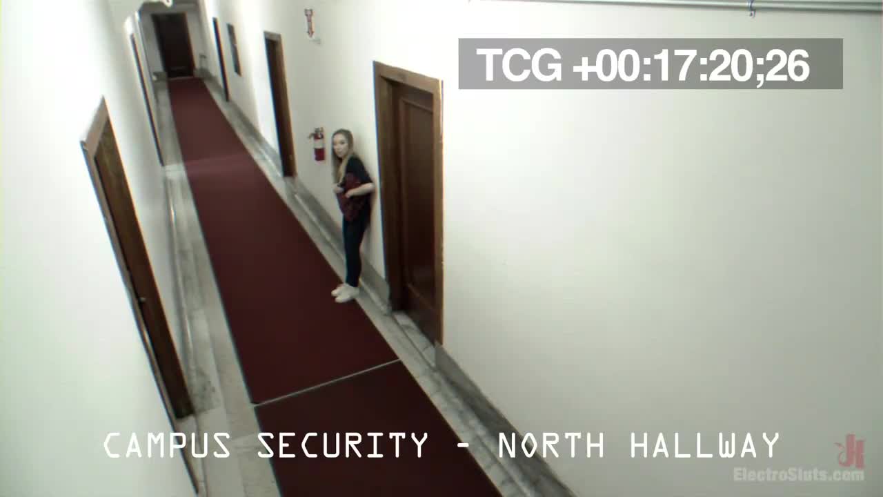 Watch 1330 Isis Love and Emma Haize Porn Video - ePornSup.