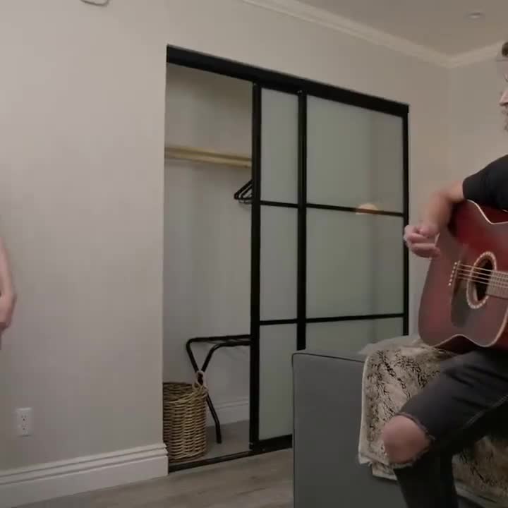 Watch She needs a fuck buddy Porn Video - ePornSup.