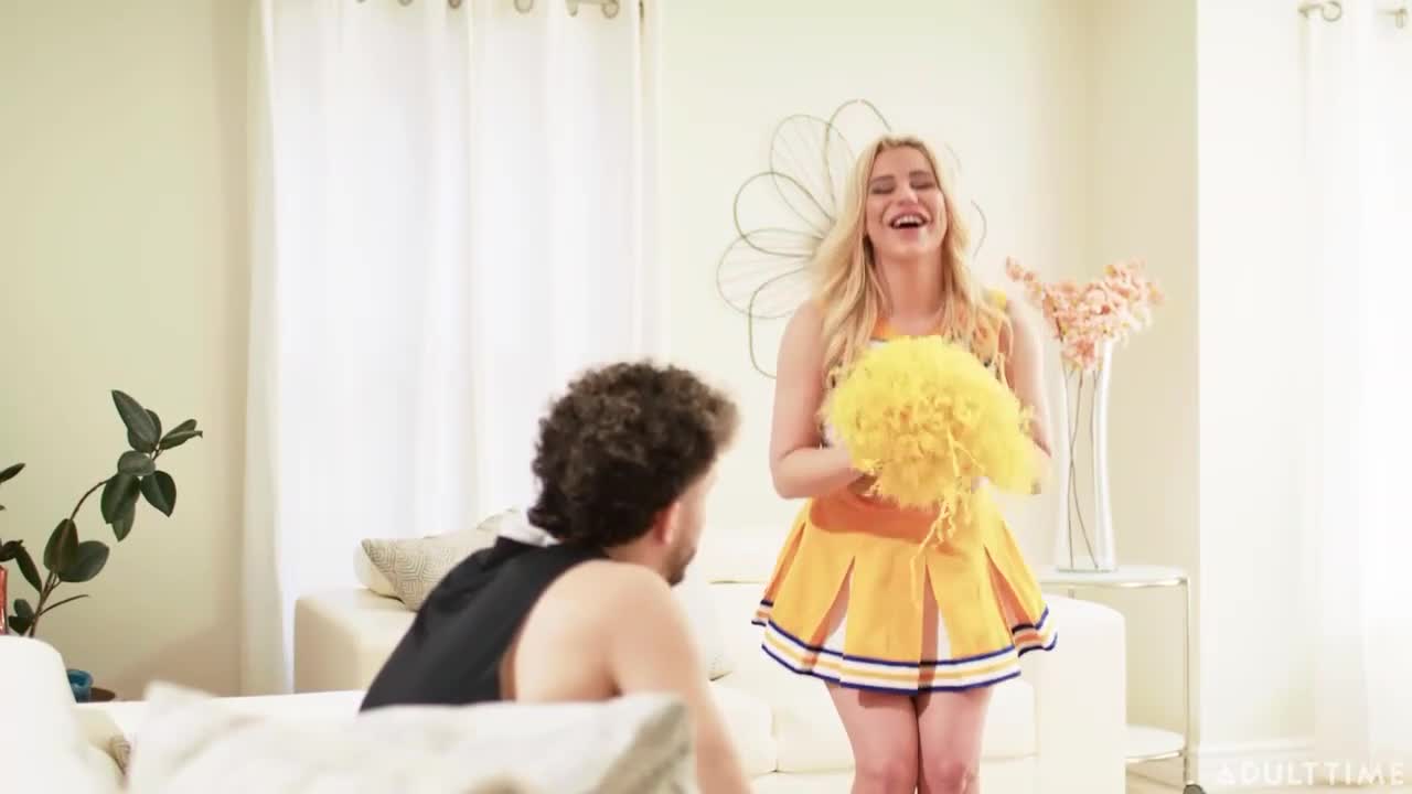 Watch Good blonde babe Spencer Scott gets fucked by big boner Porn Video - ePornSup.
