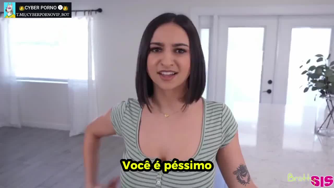 Watch Jogou leite na cara do irmão e foi se desculpar Porn Video - ePornSup.