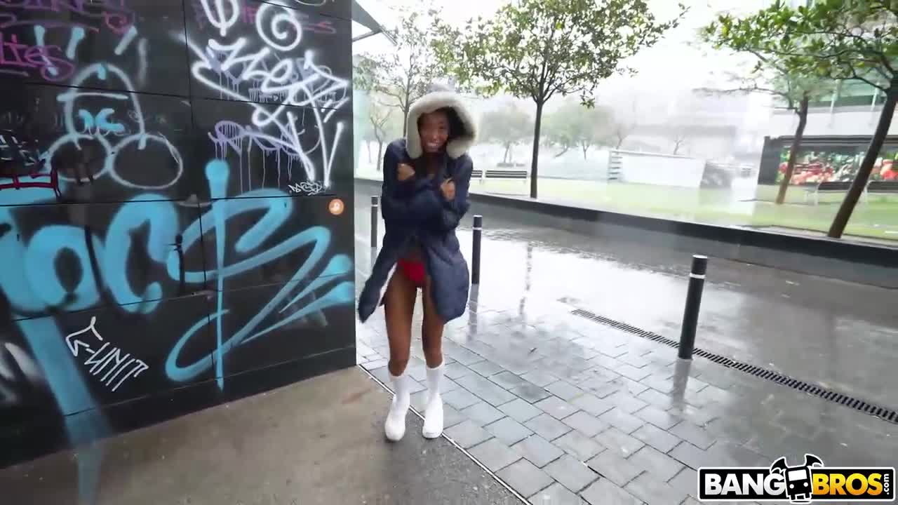 Watch Black bunny needs a thick white cock Porn Video - ePornSup.