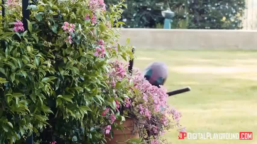 Watch Deadpool fucks a gorgeous cheerleader Porn Video - ePornSup.