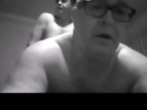 Watch Daddy's Bareback Blowjob with Asian Bear Porn Video - ePornSup.
