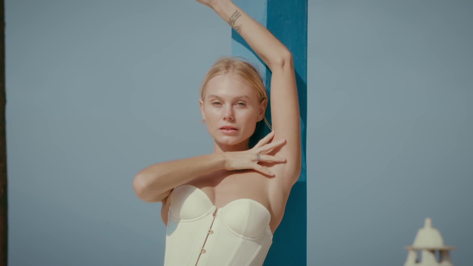 Watch Midsummer's wet dream Porn Video - ePornSup.