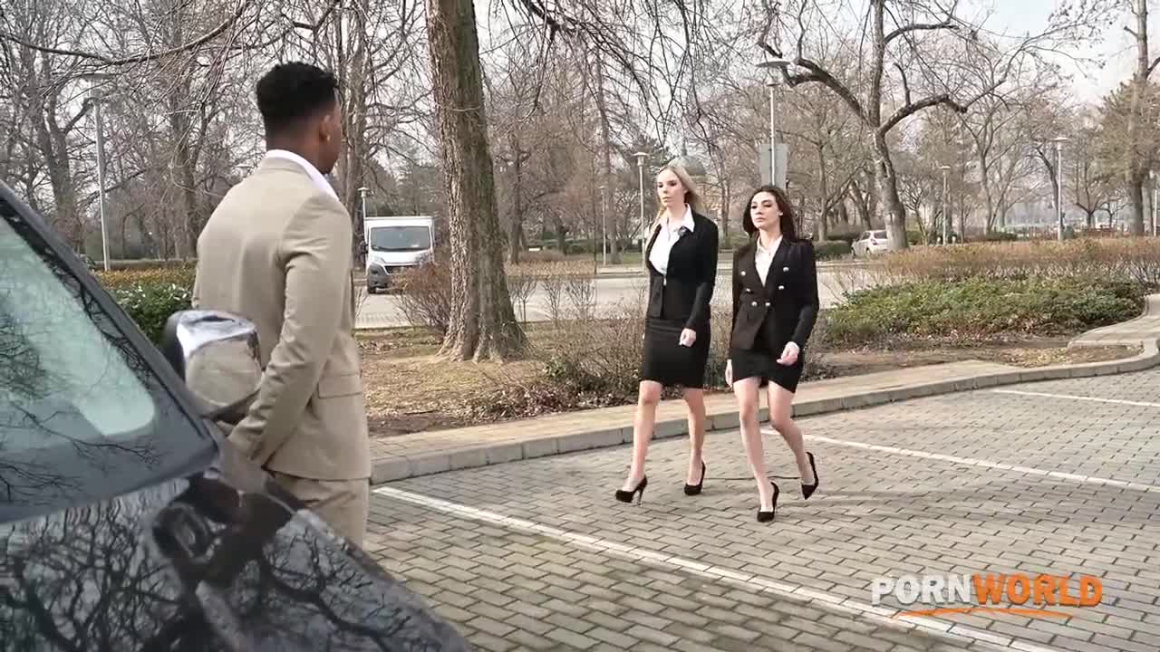 Watch Florane Russell-Emily Pink-And-Jesus Reyes-Naughty Nymphos Florane Russell And Emily Pink Treat Their Driver To A Blowjob-(PornWorld) Porn Video - ePornSup.