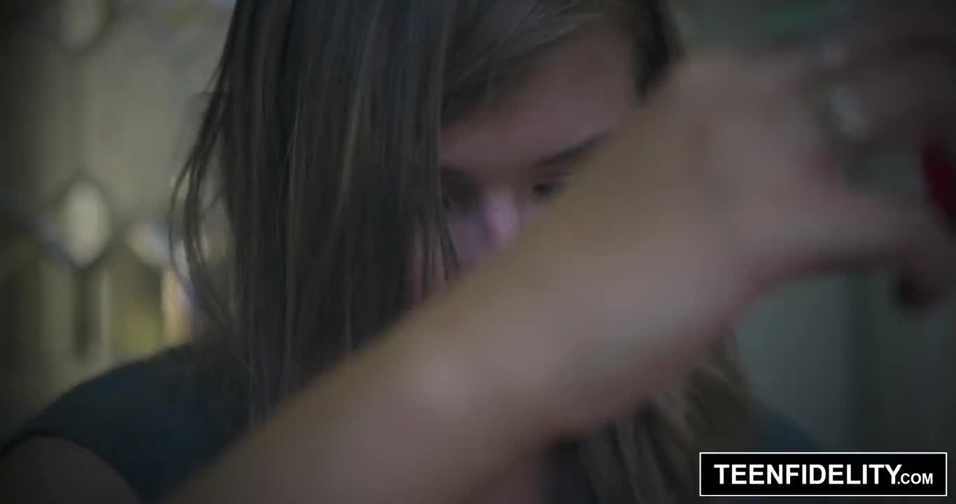 Watch Meet & Fuck Local Singles Tonight at Bangsluts.org Porn Video - ePornSup.