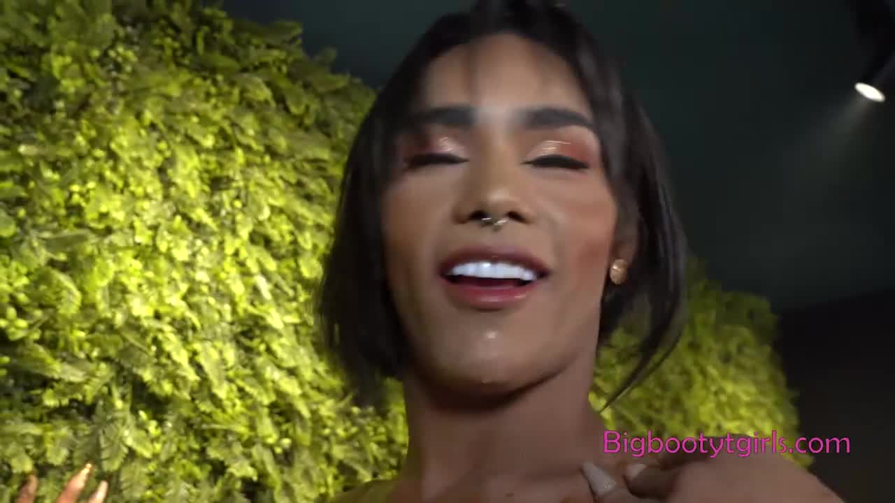 Watch Julia Souza - Julia's Huge Badonk Porn Video - ePornSup.