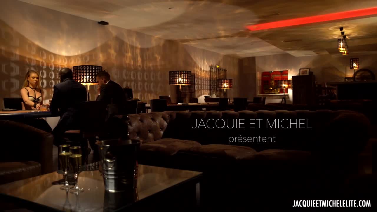 Watch Le cercle Porn Video - ePornSup.