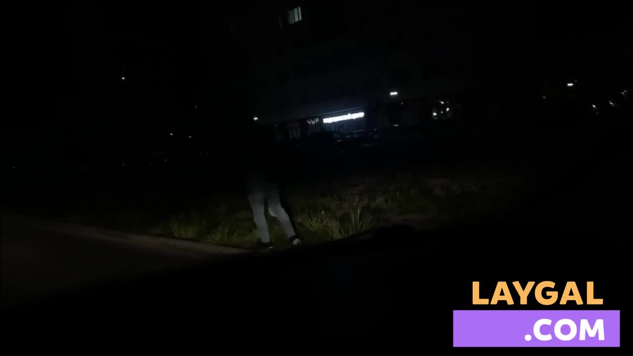 Watch Stranger rewards with sex on the beach for a good deed. Porn Video - ePornSup.