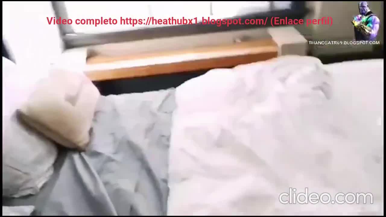 Watch Pilla al hermanastro oliendo sus bragas y se lo folla (Sub español) video completo enlace perfil Porn Video - ePornSup.