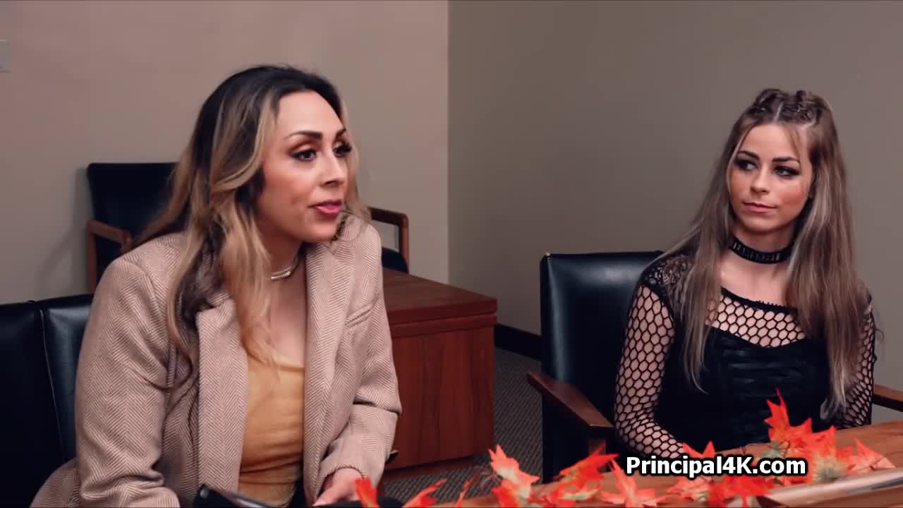 Watch Slutty wife comes in to save the day using her pussy and filthy mouth Porn Video - ePornSup.