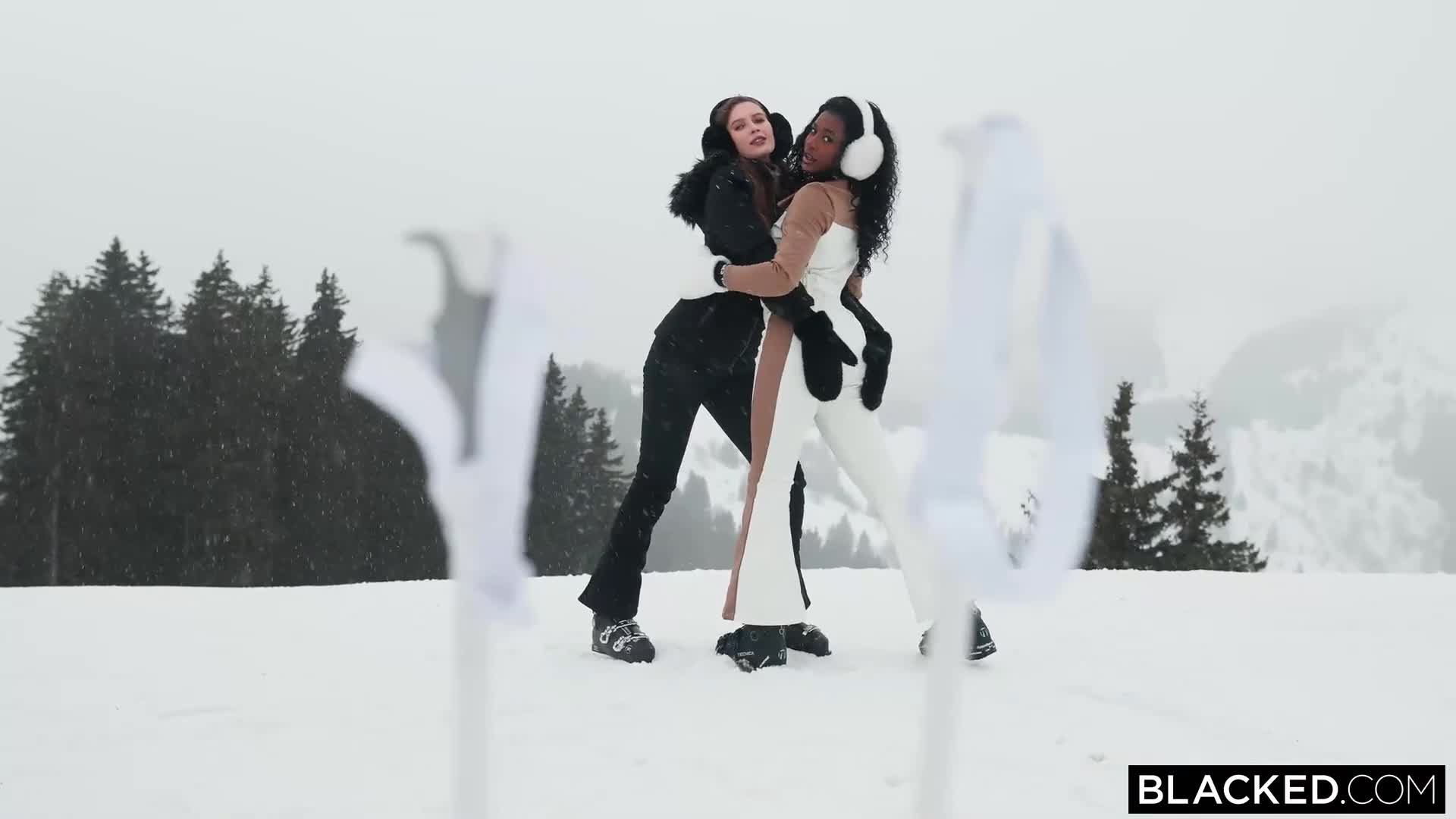 Watch Nicole Kitt, Stacy Cruz - Hot Couple Tag Team Snowbunny Porn Video - ePornSup.