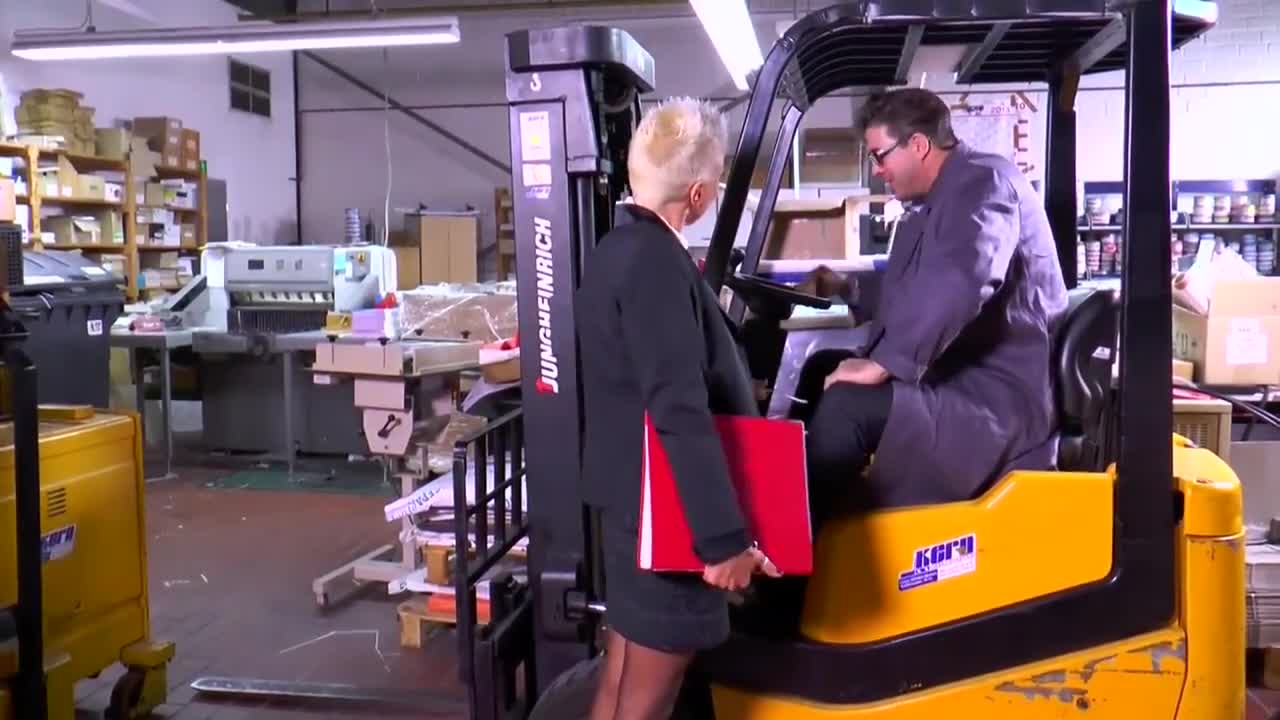 Watch Threesome and DP during working hours Porn Video - ePornSup.