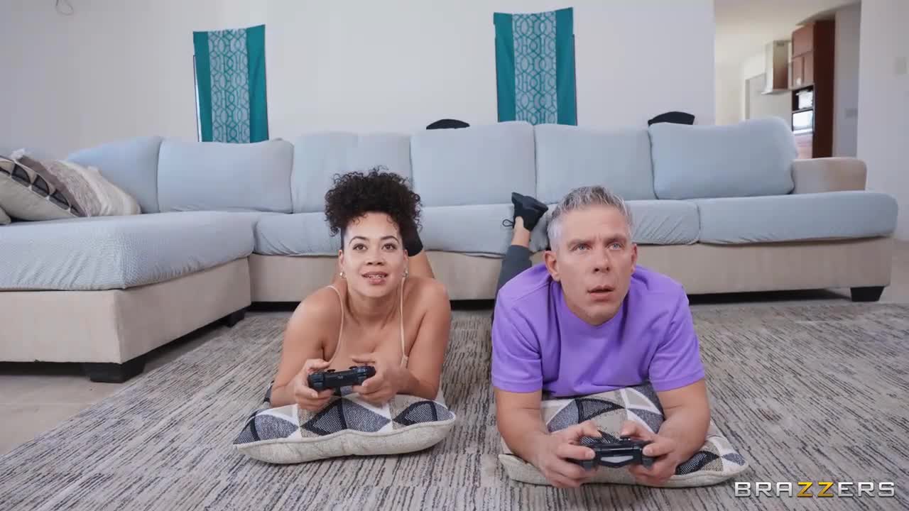 Watch Beige Gamer's BF Sneaks Slutty Emo Pussy Porn Video - ePornSup.
