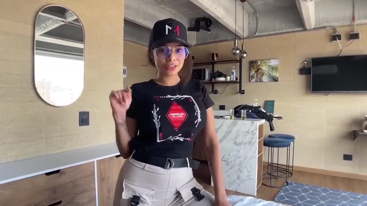 Watch Entrevista a la hermosa Mila García Porn Video - ePornSup.