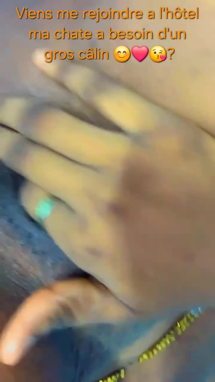 Watch Ma chate a besoin d'un gros câlin ❤️? Porn Video - ePornSup.