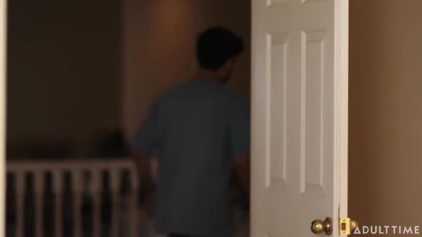 Watch AT - Marie - Dick Pic Porn Video - ePornSup.