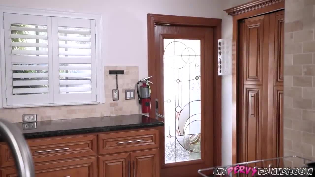 Watch You want to stick your cock inside mommy, don't you? Porn Video - ePornSup.