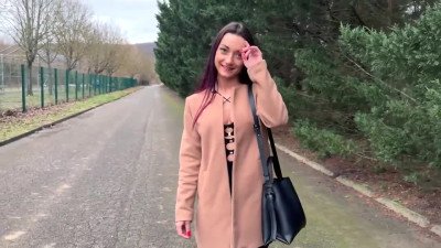 Small Size French Slut With Incredible Energy Fucked By 2 Cock
