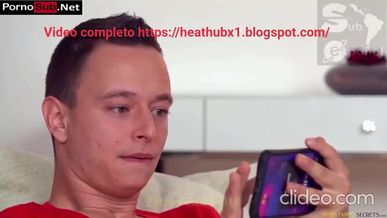 Watch Madrastra caliente me atrapa masturbándome y quiere probar mi polla (Sub español) video completo enlace perfil Porn Video - ePornSup.