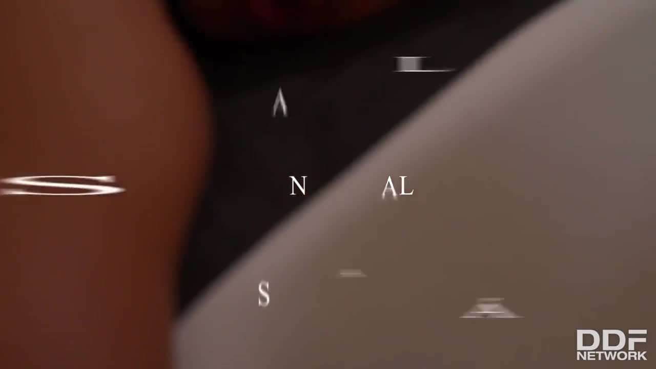 Watch Tia es cogida por sus sobrinos Porn Video - ePornSup.