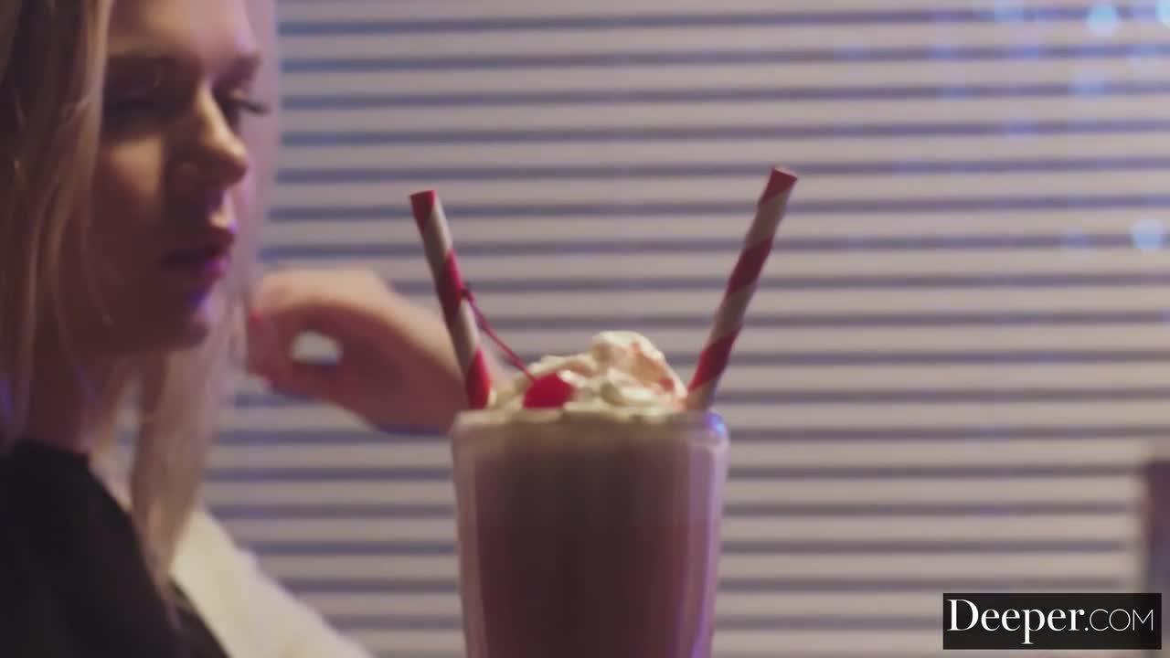 Watch Deeper - Madi Collins - Coco Lovelock - Parker Ambrose - Hot To Go / Porn Video - ePornSup.