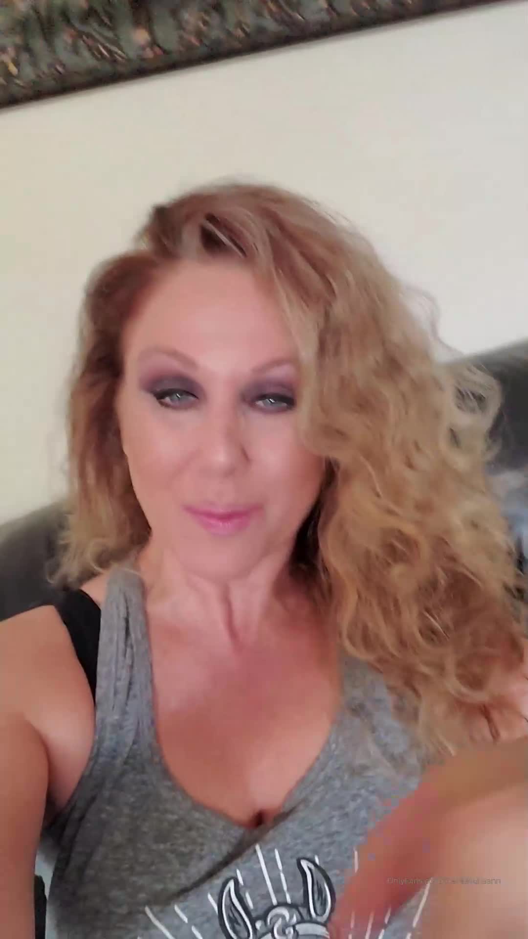 Watch Julia Ann mobile 01 Porn Video - ePornSup.